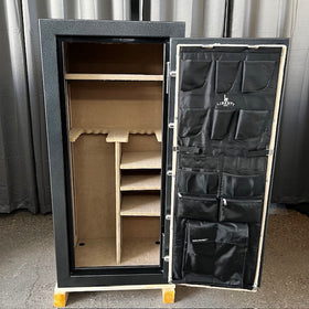 USED Dakota Black Diamond Gun Safe, image 2