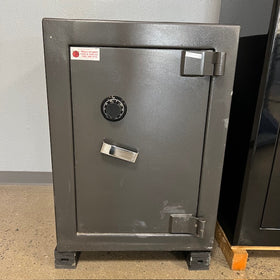 USED Heavy Duty Business / Home Safe, image 1