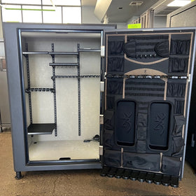 USED Browning Deluxe 49 Gun Safe, image 2