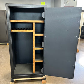 USED Cannon 24 Gun Safe, image 2