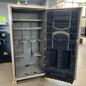 USED Browning Silver Gun Safe, image 2
