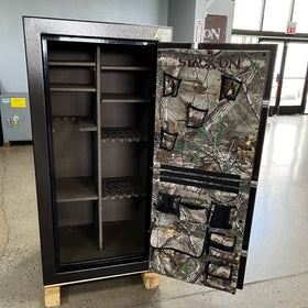 USED Stack-On Woodland Gun Safe, image 2