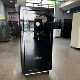 USED Amsec BF6032 Gun Safe, image 1