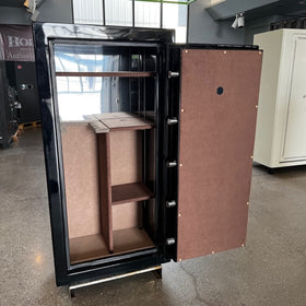 USED Amsec BF6032 Gun Safe, image 2