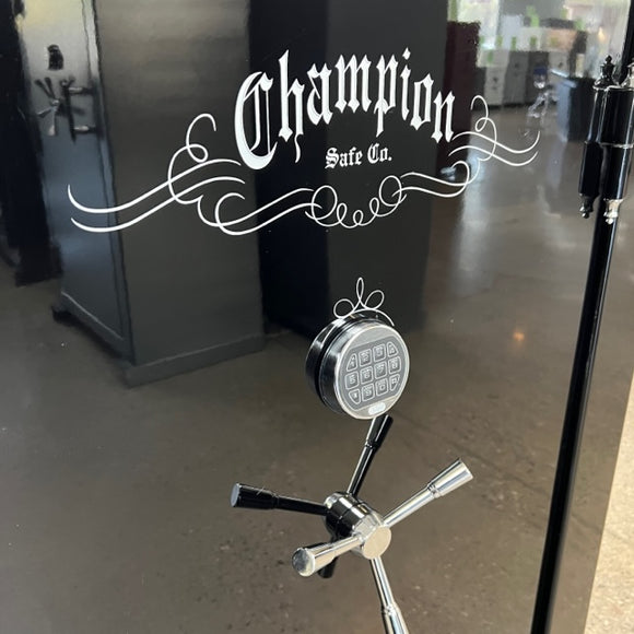 USED Champion Collector 41 Gun Safe, photo 3
