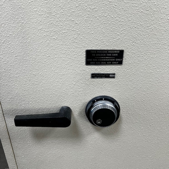 USED Mosler TL-15 Safe, photo 8