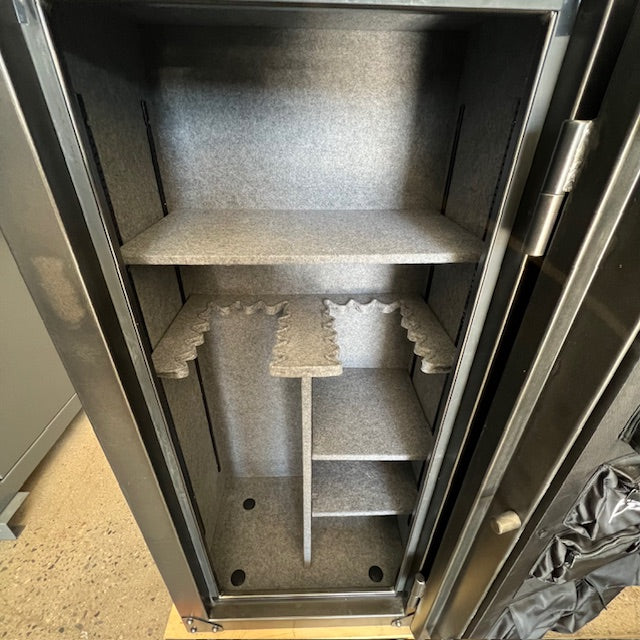 USED Bighorn Gun Safe, photo 4