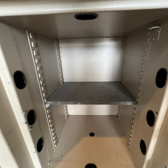 USED Amsec AMVAULT CF-2518 TL-30 Safe, photo 3