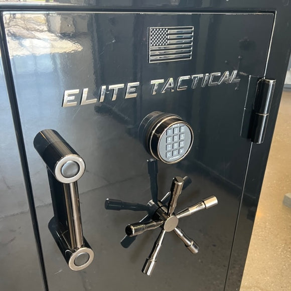 USED Elite Tactical Gun Safe, photo 5