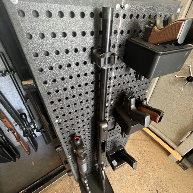 USED Elite Tactical Gun Safe, photo 4