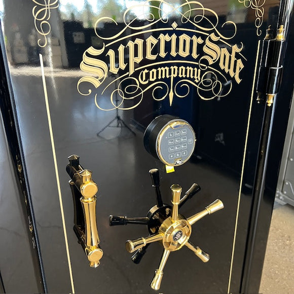 USED Superior Master 25 Gun Safe, photo 3