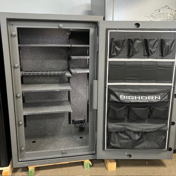 USED Bighorn Gun Safe, photo 2