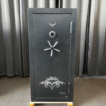 USED Dakota Black Diamond Gun Safe, image 1 