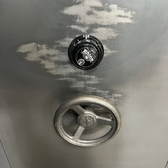 USED Rhino Ironworks 6040 Gun Safe, photo 9