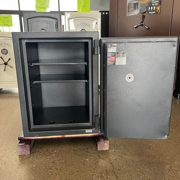 USED Hollon MJ-2618E TL-30 Safe, photo 2
