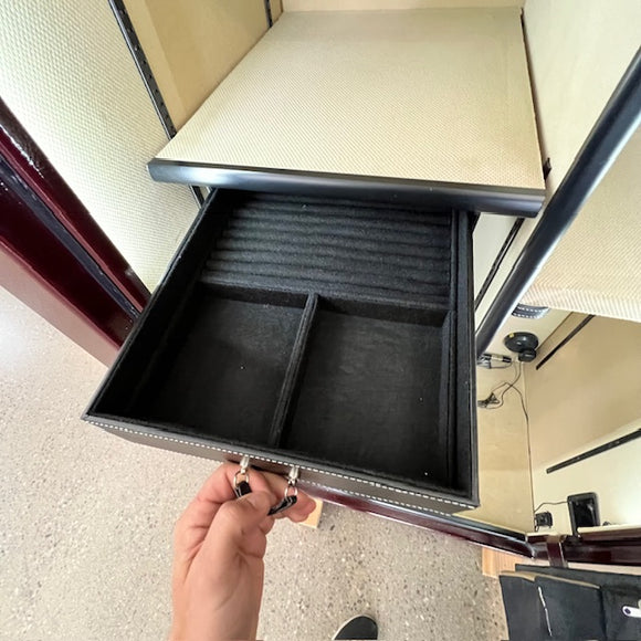 USED Liberty Lincoln 35 Gun Safe, photo 7