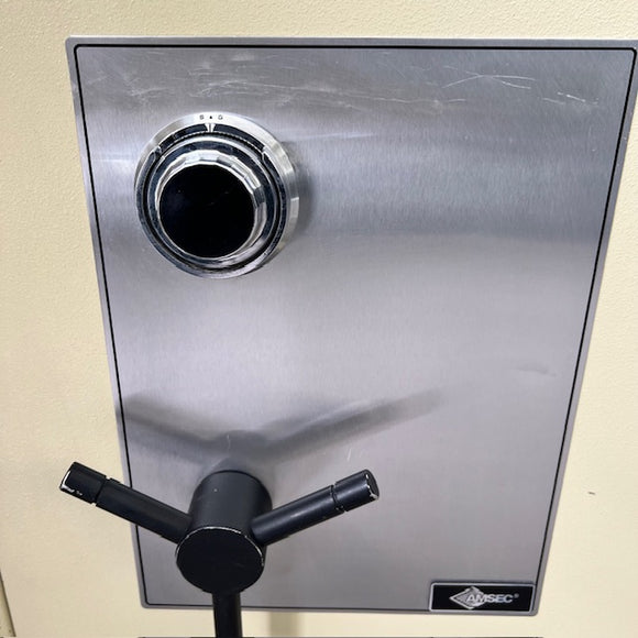 USED AmVault CF4525 TL-30 Safe, photo 5