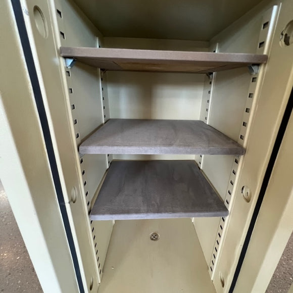 USED AMSEC Burglary and Fire Safe, photo 3