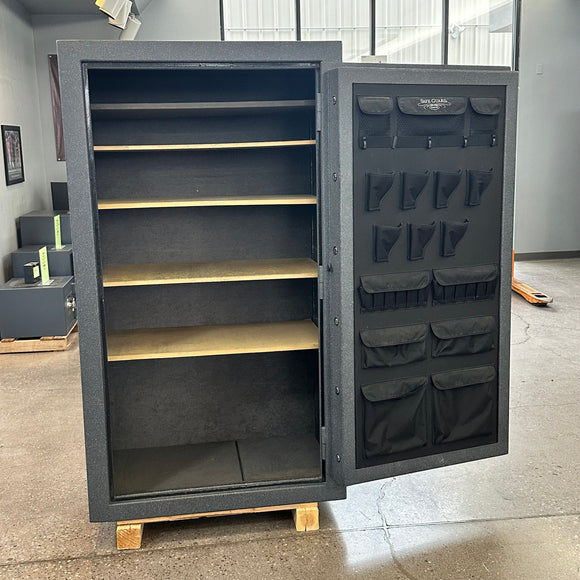 USED Champion GR45 Gun Safe, photo 2