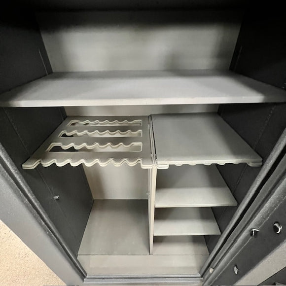 USED Champion Collector 41 Gun Safe, photo 4