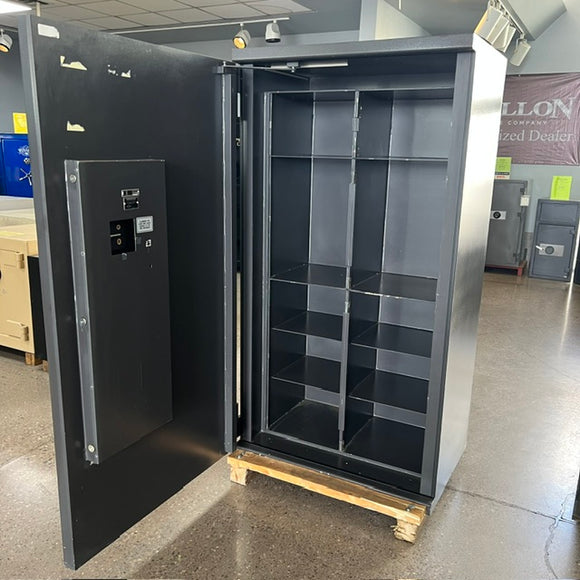 USED Hamilton TL-15 Commercial Safe, photo 2