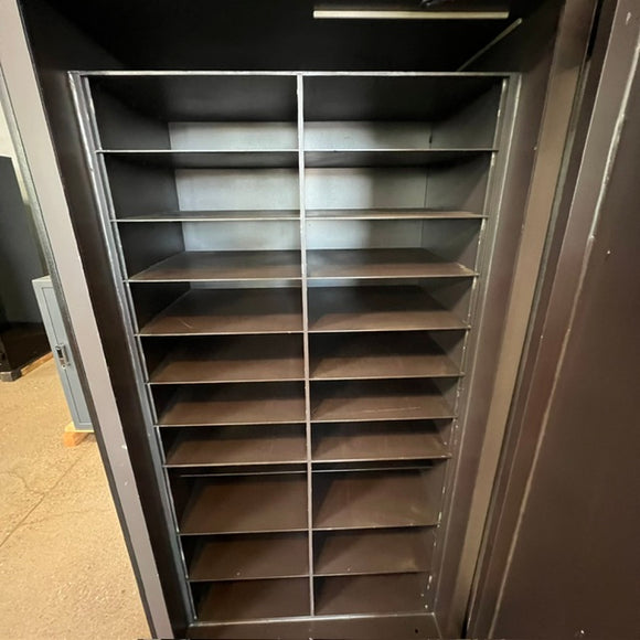 USED Hamilton TL-15 Commercial Safe, photo 4