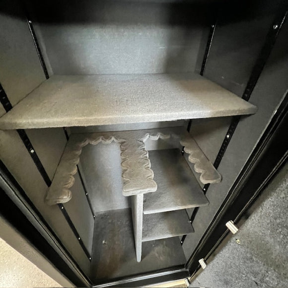 USED Bighorn Gun Safe, photo 4