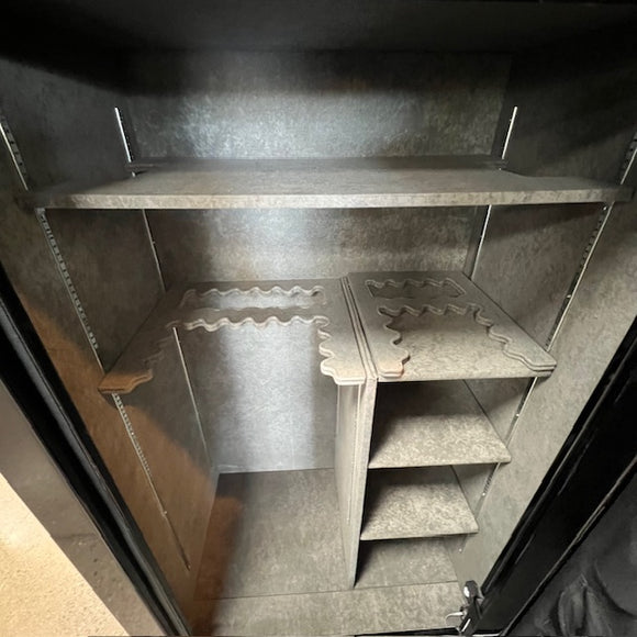 USED Champion Trophy 35 Gun Safe, photo 3