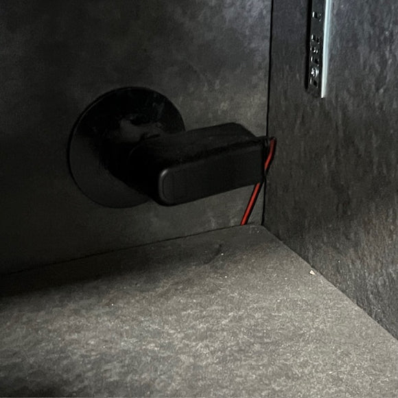 USED Champion Trophy 35 Gun Safe, photo 5