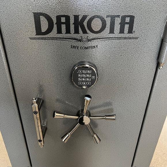 USED Dakota DS-30 Gun Safe, photo 6