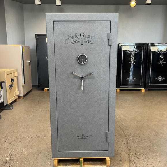 USED Champion Safe Guard GR20 Gun Safe, photo 1