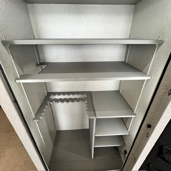 USED Champion Safe Guard GR-45 Gun Safe, photo 3