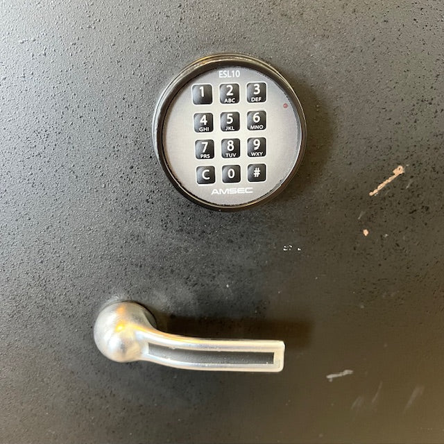 USED Cannon Gun Safe, photo 5