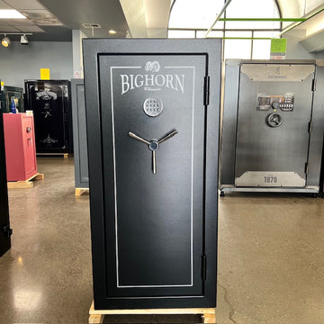 USED Bighorn Classic 19ECB Gun Safe, image 1 