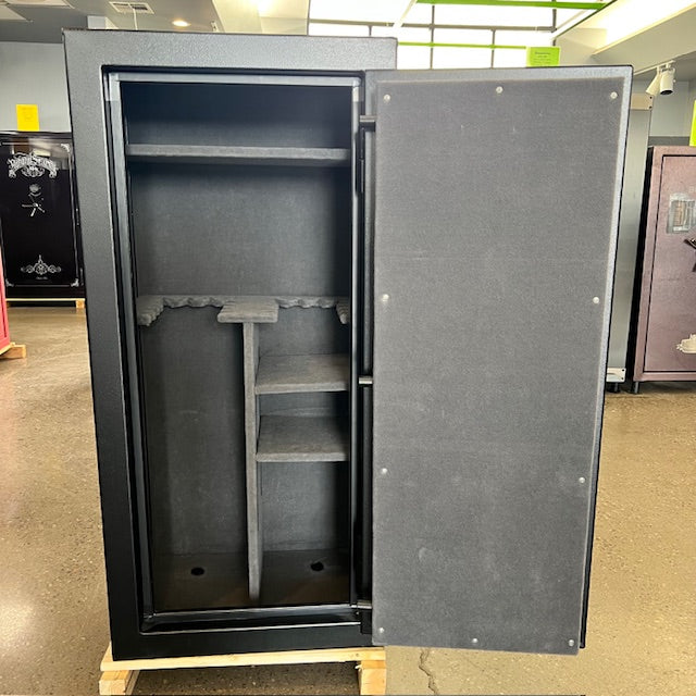 USED Bighorn Classic 19ECB Gun Safe, image 2 