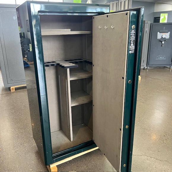 USED Cannon C-23 Gun Safe, photo 2