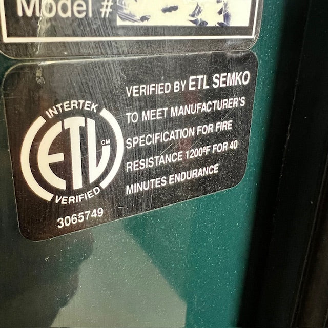 USED Cannon C-23 Gun Safe, photo 5