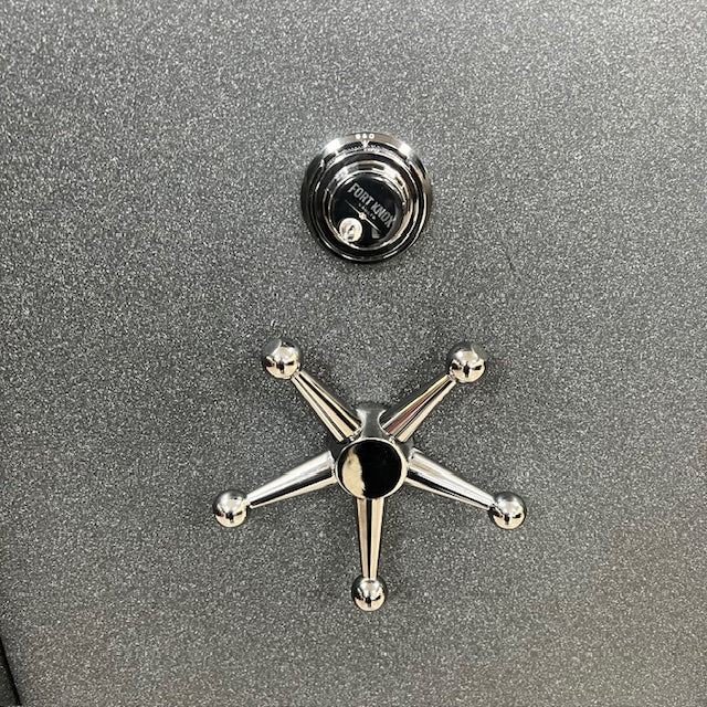 USED Fort Knox M2 6637 Gun Safe, photo 5