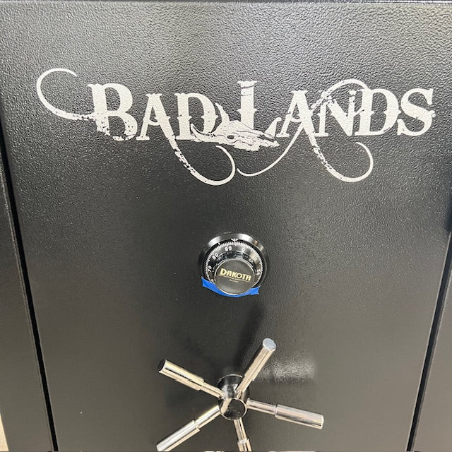 USED Dakota Bad Lands 5928 Gun Safe, photo 6