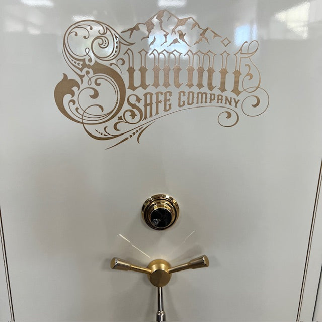 USED Summit Denali Safe, photo 7