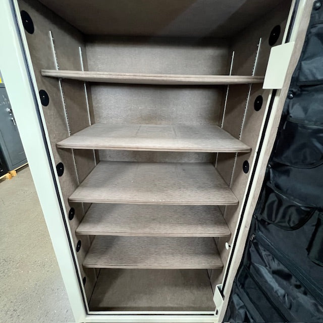 USED Summit Denali Safe, photo 4