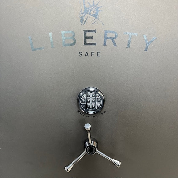 USED Liberty Colonial 50 Gun Safe, photo 8