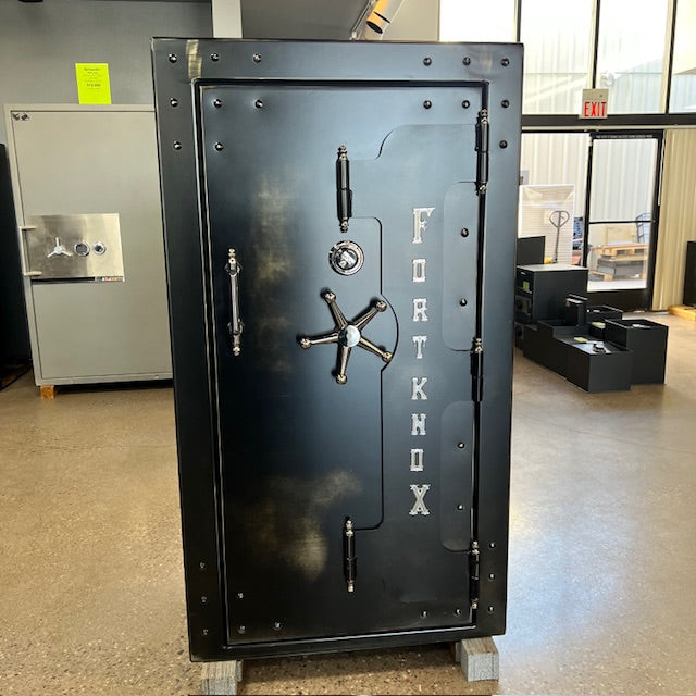 USED Fort Knox Defender 6637 Gun Safe, photo 1