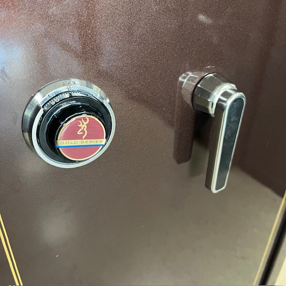 USED Browning Gold Series Safe, photo 5