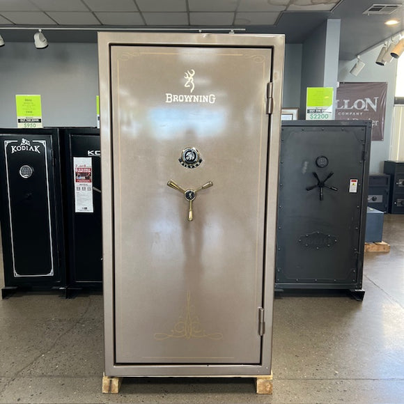 USED Browning Silver Gun Safe, photo 1