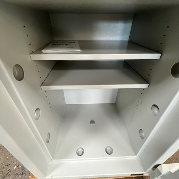 USED Hollon MJ-2618E TL-30 Safe, photo 4