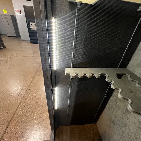 USED Champion Safe Guard GR45 Gun Safe, photo 6