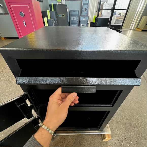USED Dual Compartment Drop Safe, photo 3