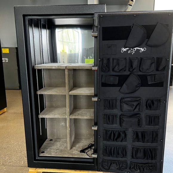 USED Amsec BF6030 Gun Safe, photo 2