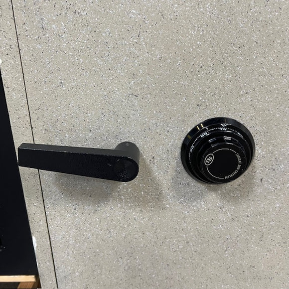 USED Heavy Duty Home/Commercial Safe, photo 5